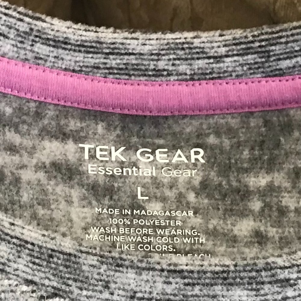 Athletic Top Long Sleeve Fleece - NWT - Size L - Picture 4 of 6